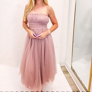 Elegant Strapless Pink Tulle Dress